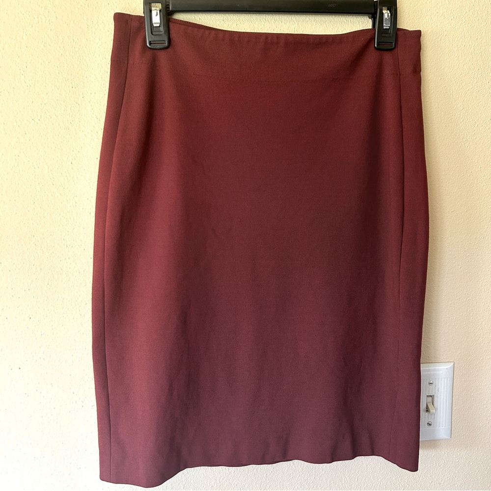 Vince Camuto Skirt - Size Small